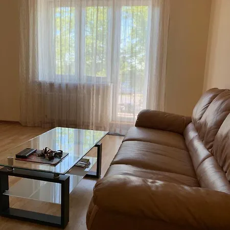 3 Bedrooms With Free Parking And River View Appartamento *